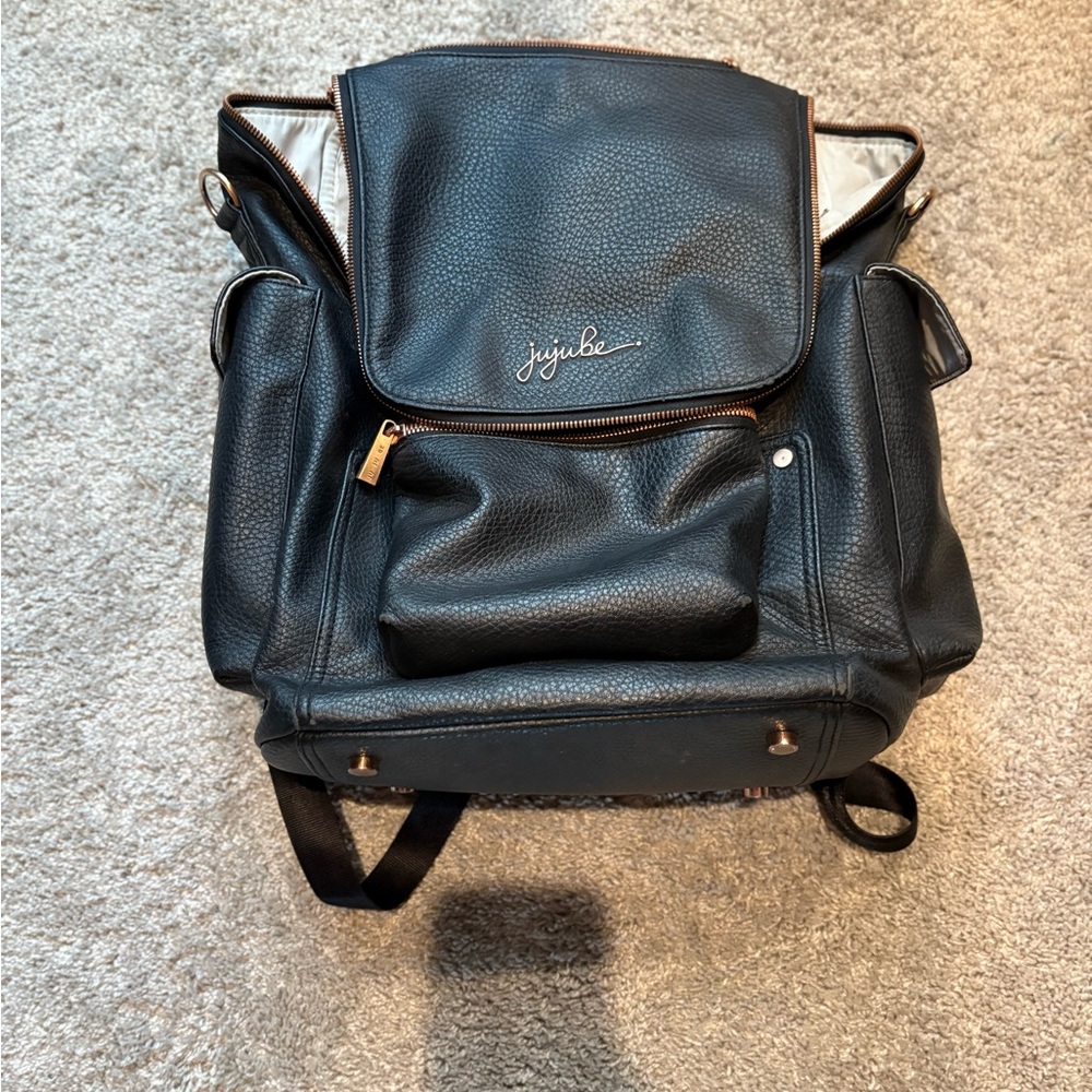 Ju-Ju-Be Black diaper bag